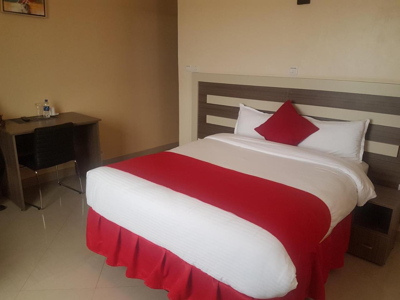 Mara Frontier Hotel Narok Luaran gambar